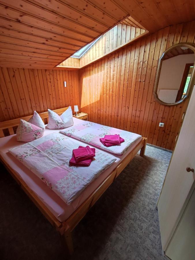Ferienhaus Hering Neu Porschdorf Exteriér fotografie
